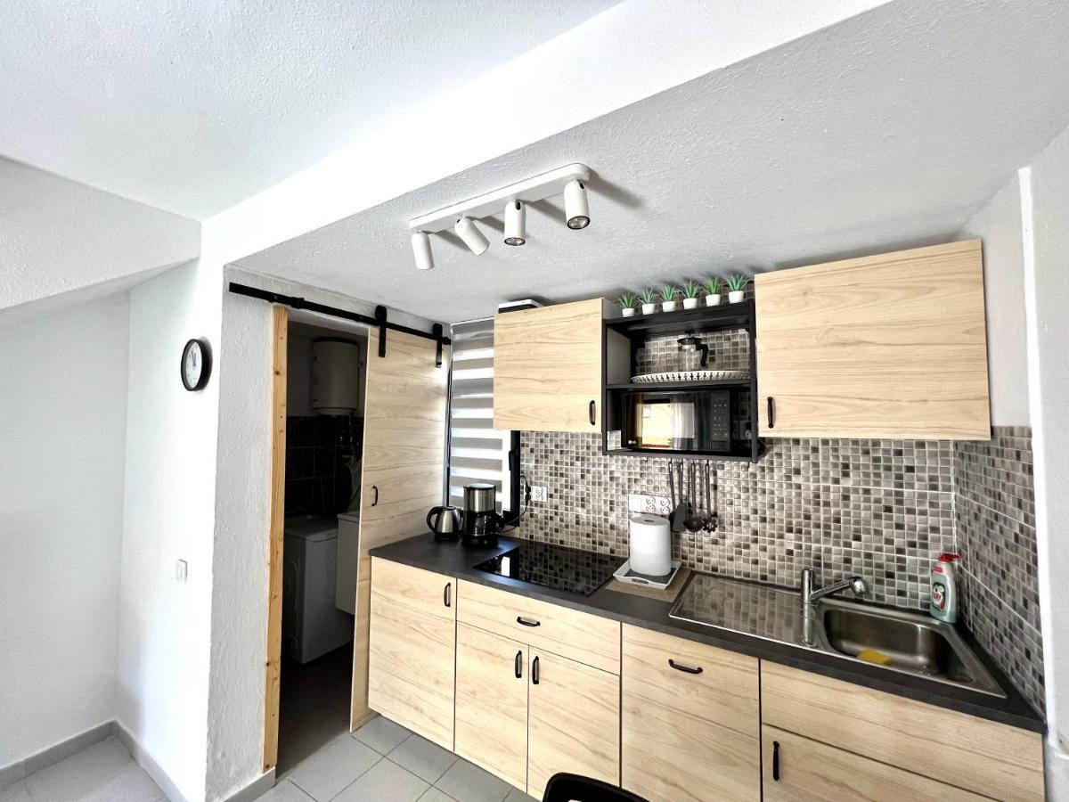 Paola Comfort Apartment Коста-Кальма Екстер'єр фото
