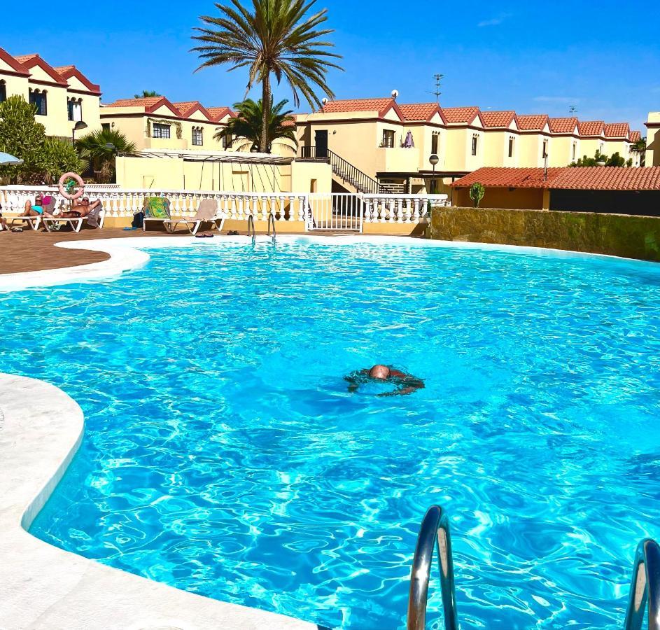 Paola Comfort Apartment Коста-Кальма Екстер'єр фото